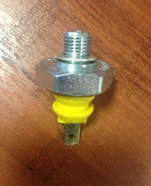 Датчик давления масла (Oil pressur.switch) 01182479