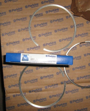 Кольца поршневые, комплект на 1 поршень / PISTON RING KIT АРТ: KRP1528