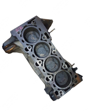 Блок цилиндров (Engine block) 04103552